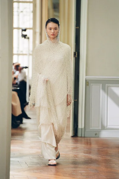 Look 32